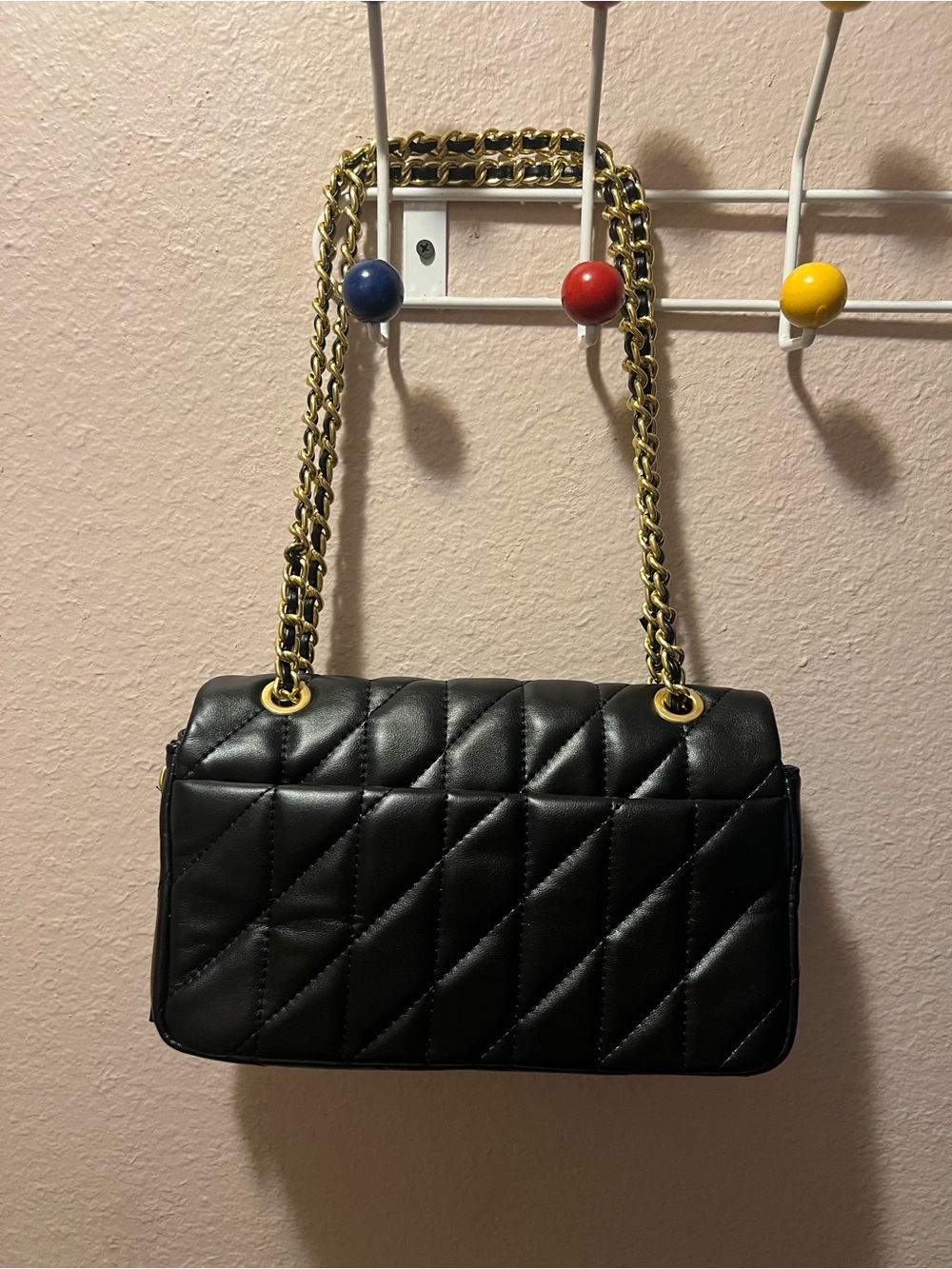 Coach Black Quilted Shoulder Bag with Gold Chain - Picture 2 of 2